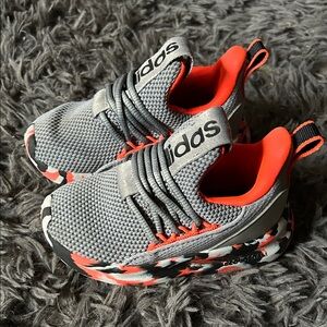 Adidas Kids Sneakers Size 7